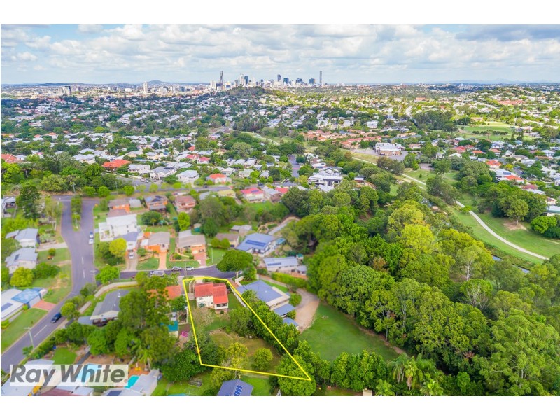 5 Roxby Street, Gordon Park QLD 4031