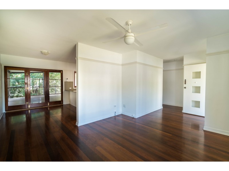 10 Hinkler Street, Kedron QLD 4031