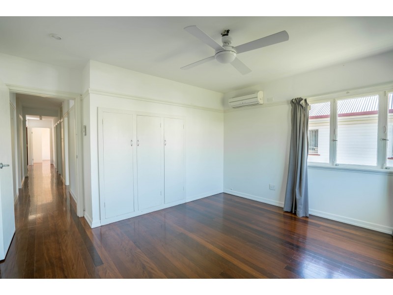 10 Hinkler Street, Kedron QLD 4031