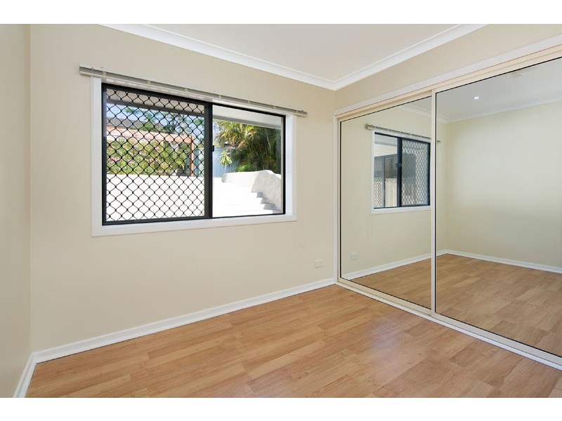 9 Hepburn Street, Stafford Heights QLD 4053