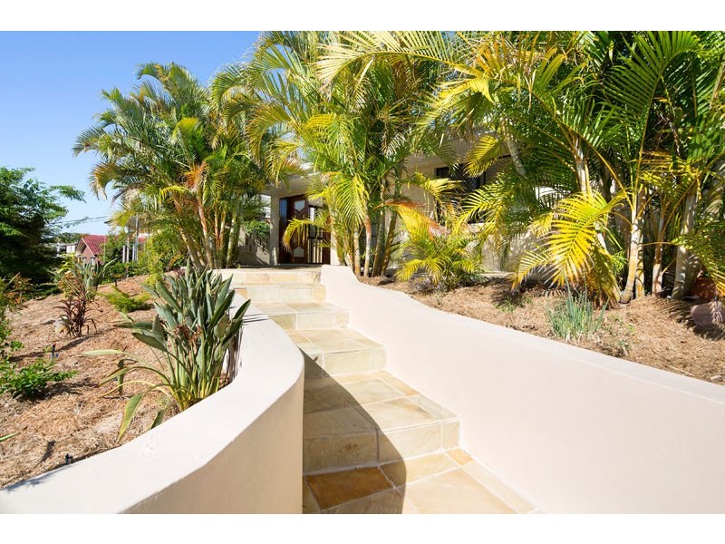 9 Hepburn Street, Stafford Heights QLD 4053