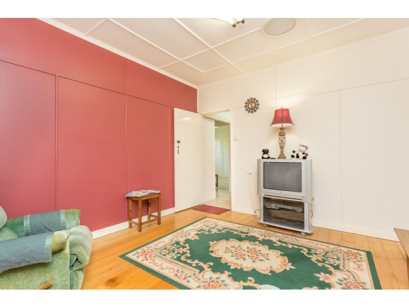 61 Ninth Avenue, Kedron QLD 4031