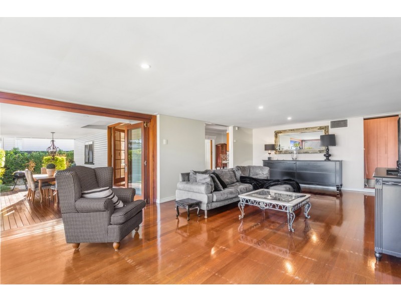 8 Rilatt Street, Wavell Heights QLD 4012