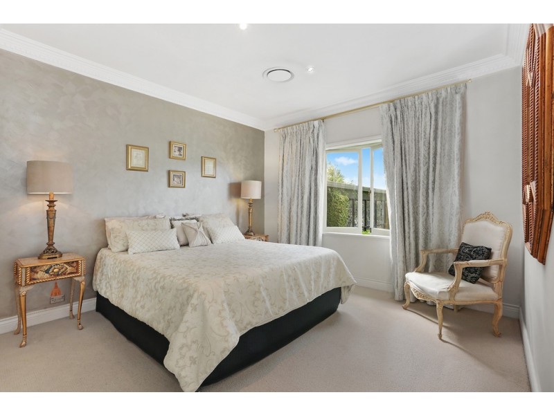 8 Rilatt Street, Wavell Heights QLD 4012