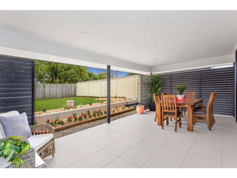 6 Watcombe Street, Wavell Heights QLD 4012