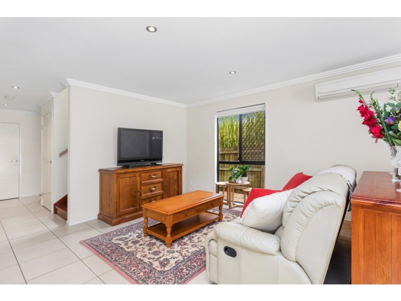 6 Watcombe Street, Wavell Heights QLD 4012