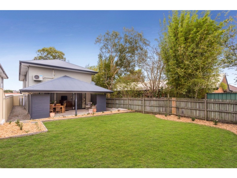 6 Watcombe Street, Wavell Heights QLD 4012