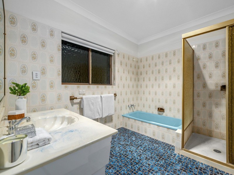 1 Aloe Street, Wavell Heights QLD 4012