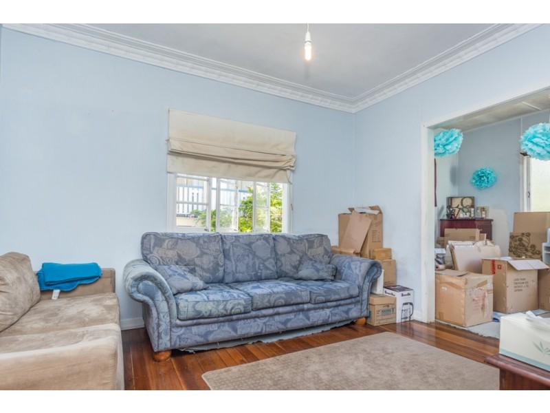 46 Seventh Avenue, Kedron QLD 4031