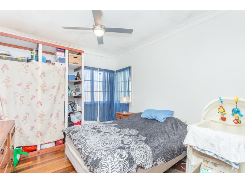 46 Seventh Avenue, Kedron QLD 4031