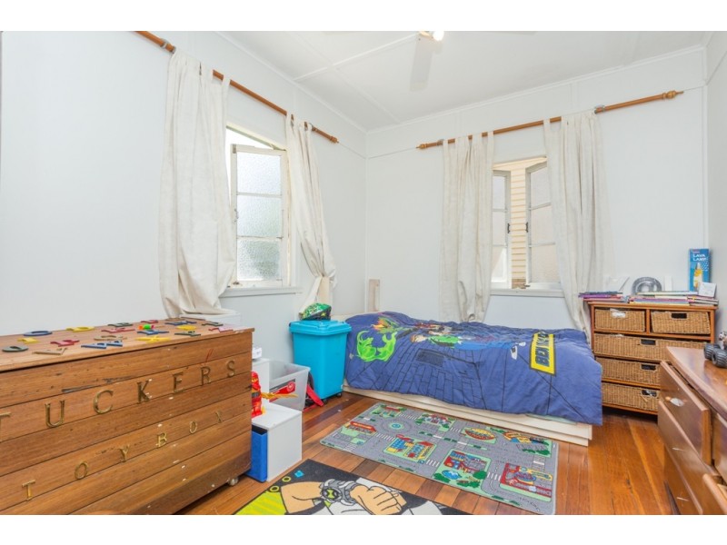 46 Seventh Avenue, Kedron QLD 4031