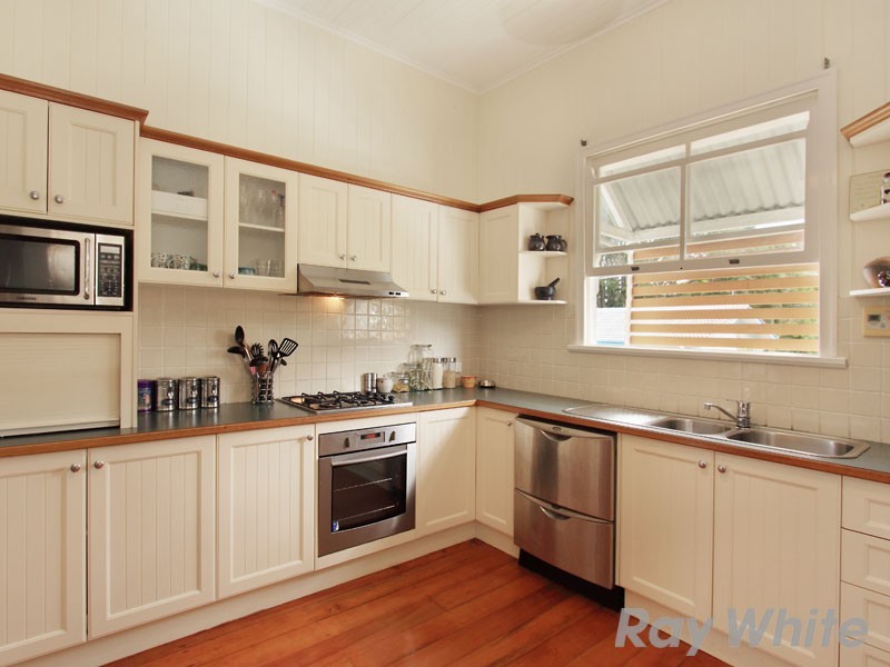 31 Fifth Avenue, Kedron QLD 4031