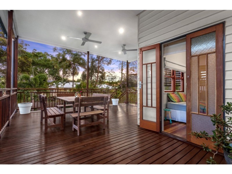 17 Eleventh Avenue, Kedron QLD 4031