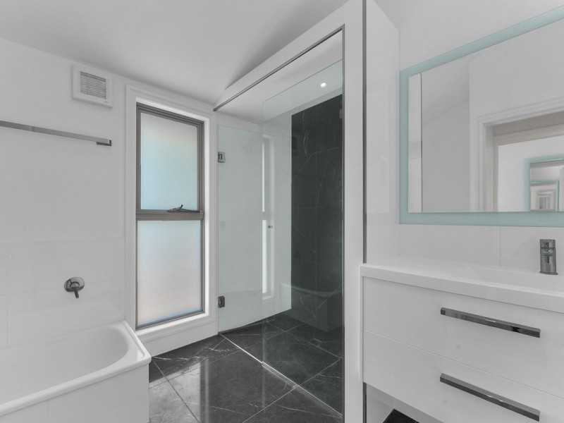 180 Thistle Street, Gordon Park QLD 4031