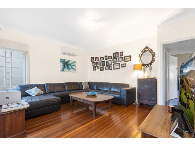 23 Jardine Street, Kedron QLD 4031