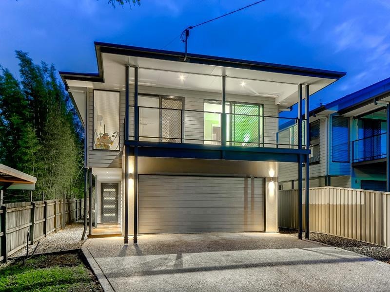 6 Watcombe Street, Wavell Heights QLD 4012