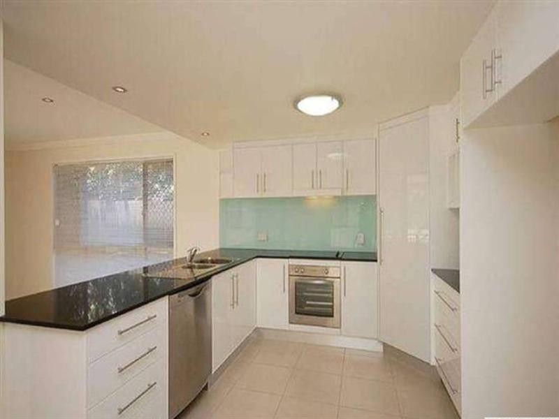 6 Watcombe Street, Wavell Heights QLD 4012