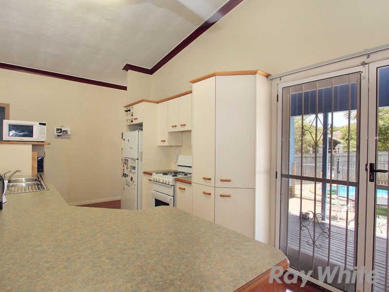 123 Pateena Street, Stafford QLD 4053