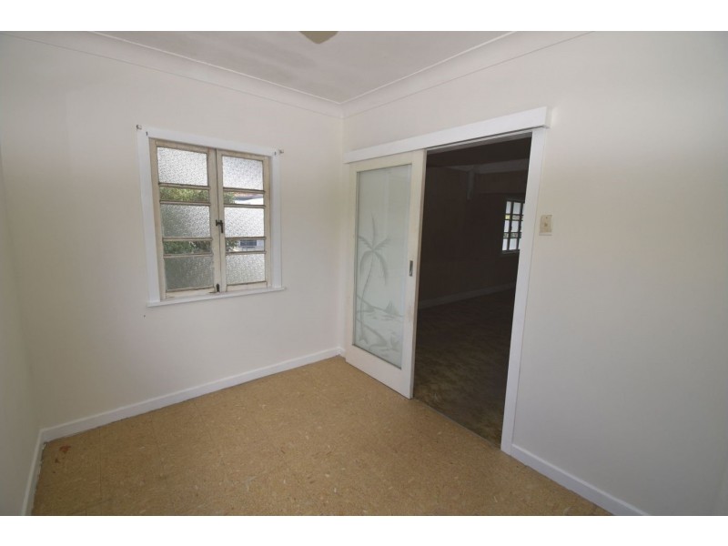 39 Burrowa Street, Stafford QLD 4053