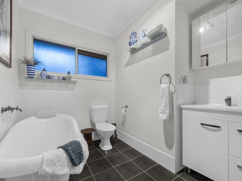 14 Caloola Street, Stafford QLD 4053