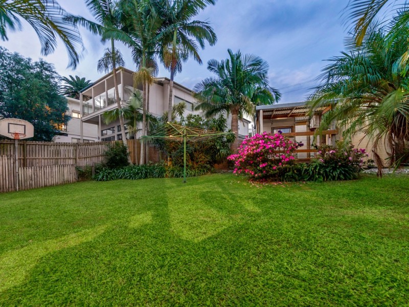 14 Caloola Street, Stafford QLD 4053