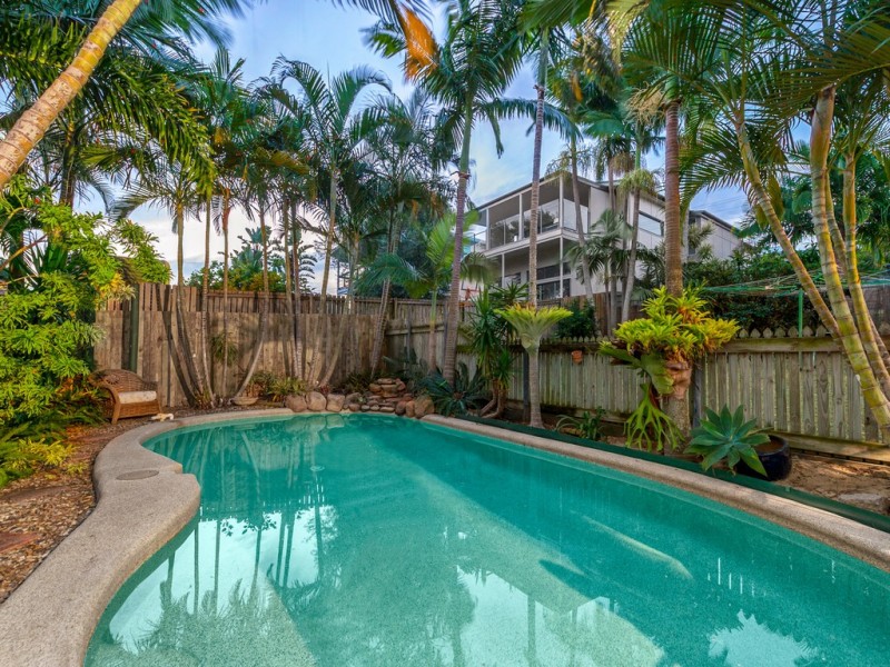 14 Caloola Street, Stafford QLD 4053