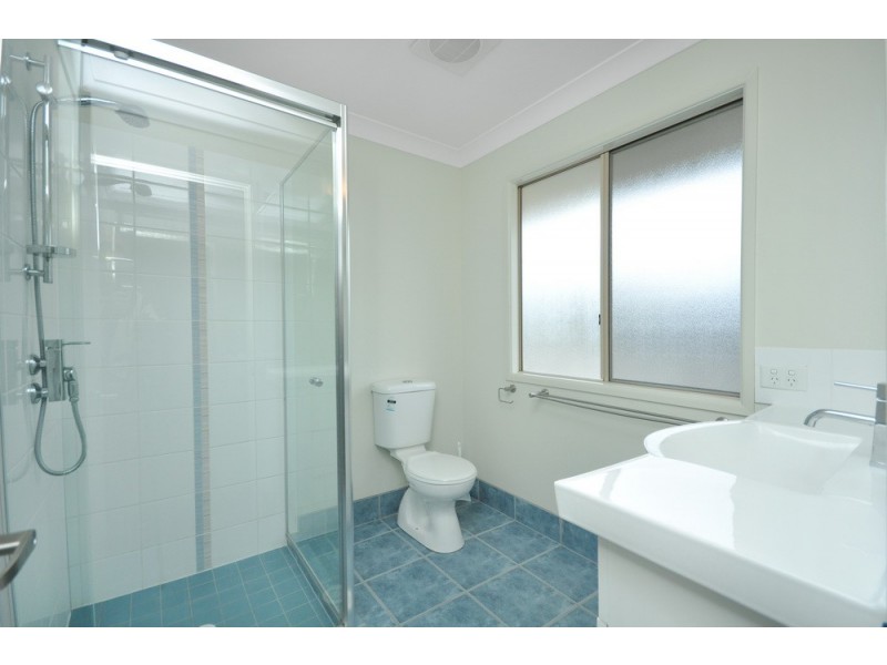 19 Main Avenue, Wavell Heights QLD 4012