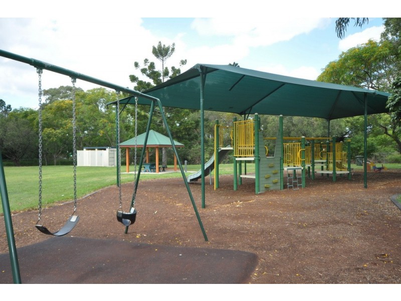 19 Main Avenue, Wavell Heights QLD 4012