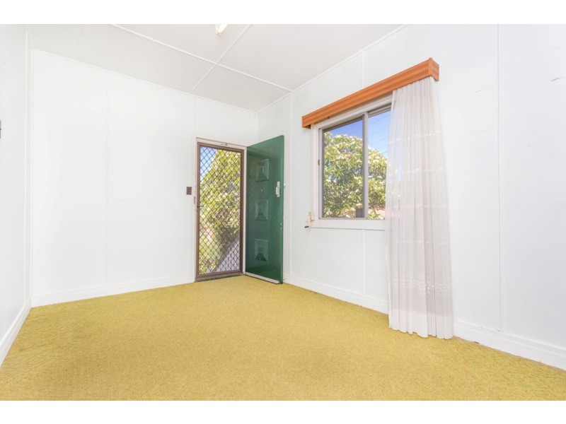 15 Caloola Street, Stafford QLD 4053