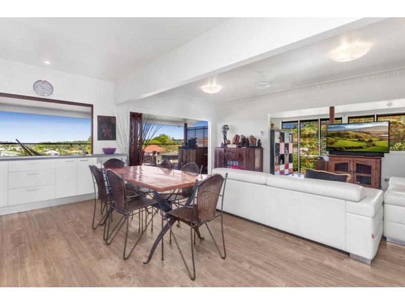 10 Wilgarning Street, Stafford Heights QLD 4053