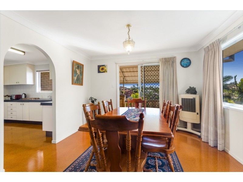 8 Falk Street, Stafford Heights QLD 4053