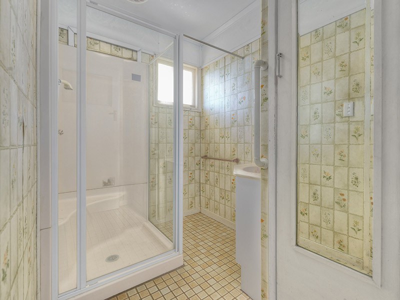 15 Sarina Street, Stafford Heights QLD 4053