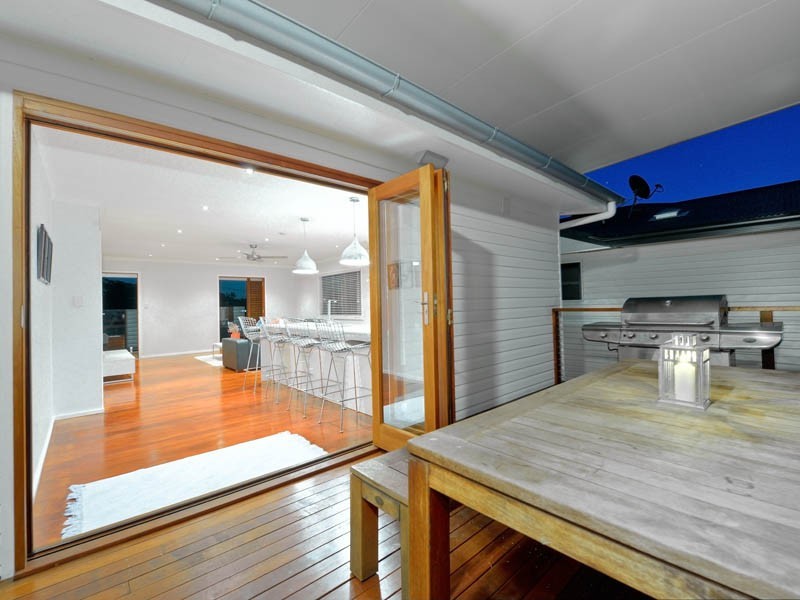 45 Landscape Street, Stafford Heights QLD 4053