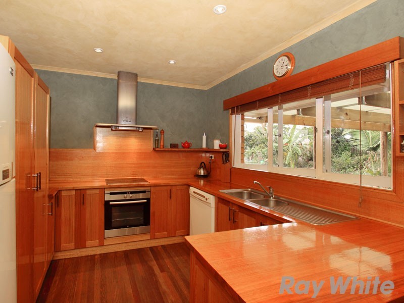 8 Gemalla Street, Stafford Heights QLD 4053