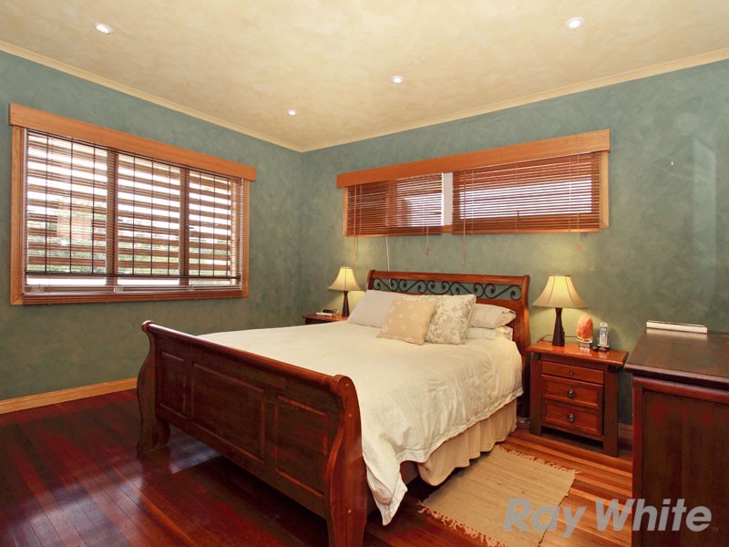 8 Gemalla Street, Stafford Heights QLD 4053