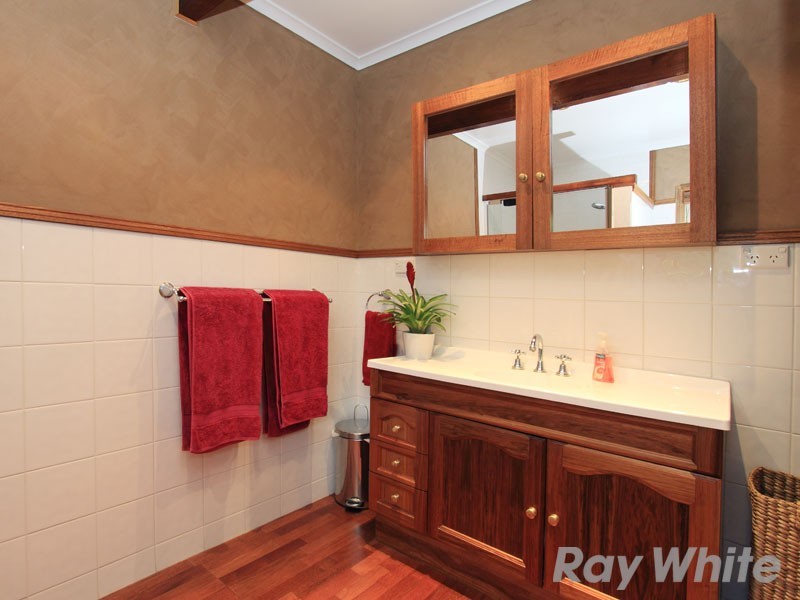 8 Gemalla Street, Stafford Heights QLD 4053