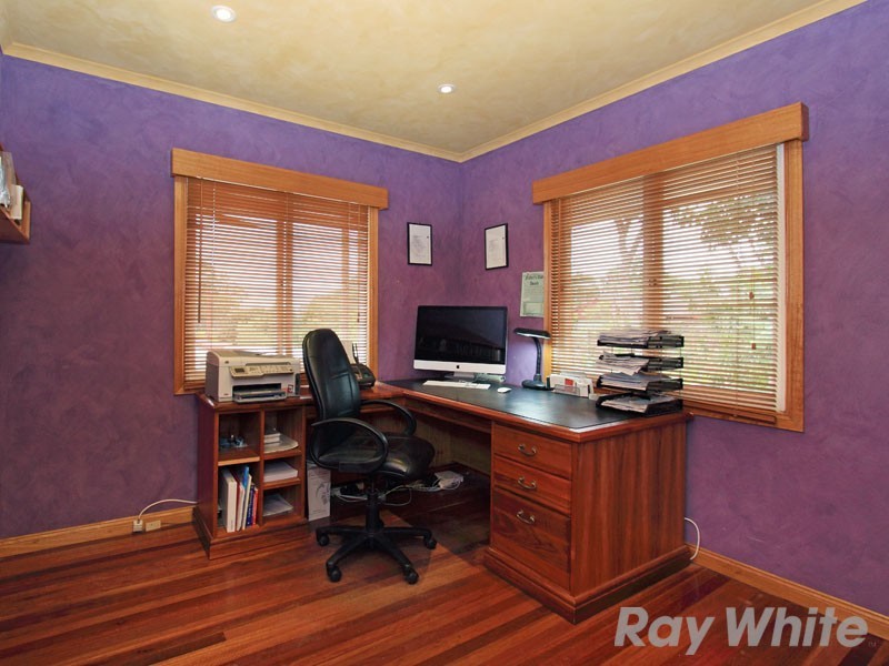 8 Gemalla Street, Stafford Heights QLD 4053