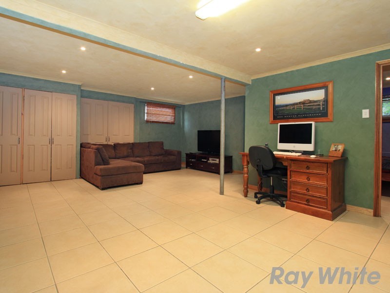 8 Gemalla Street, Stafford Heights QLD 4053