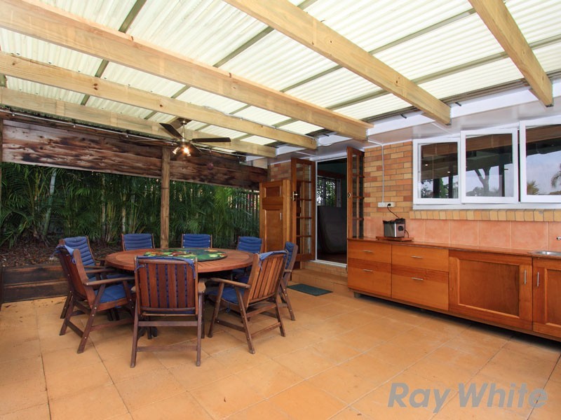 8 Gemalla Street, Stafford Heights QLD 4053