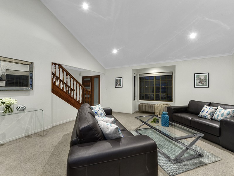 5 Bankhead Crescent, Stafford Heights QLD 4053