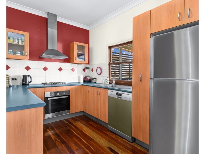 210 Thistle Street, Gordon Park QLD 4031