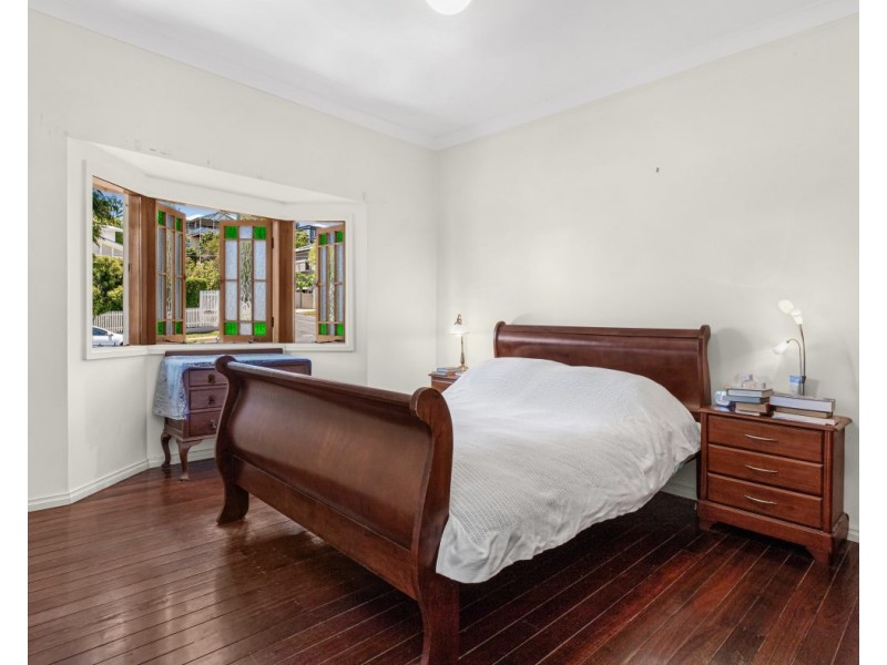 210 Thistle Street, Gordon Park QLD 4031