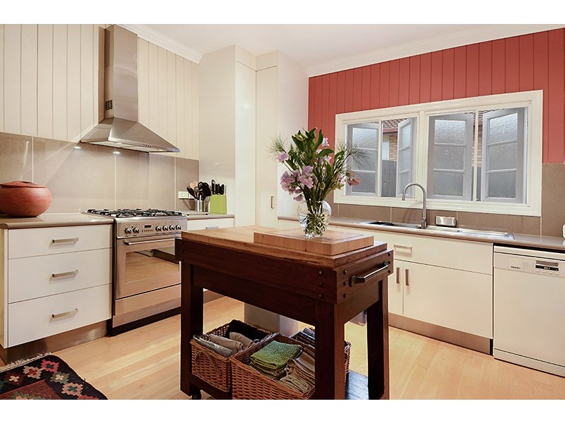 18 Gurley Street, Wavell Heights QLD 4012