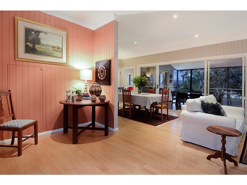 18 Gurley Street, Wavell Heights QLD 4012