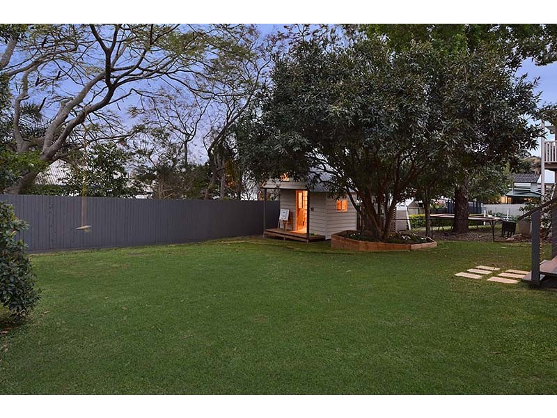 18 Gurley Street, Wavell Heights QLD 4012