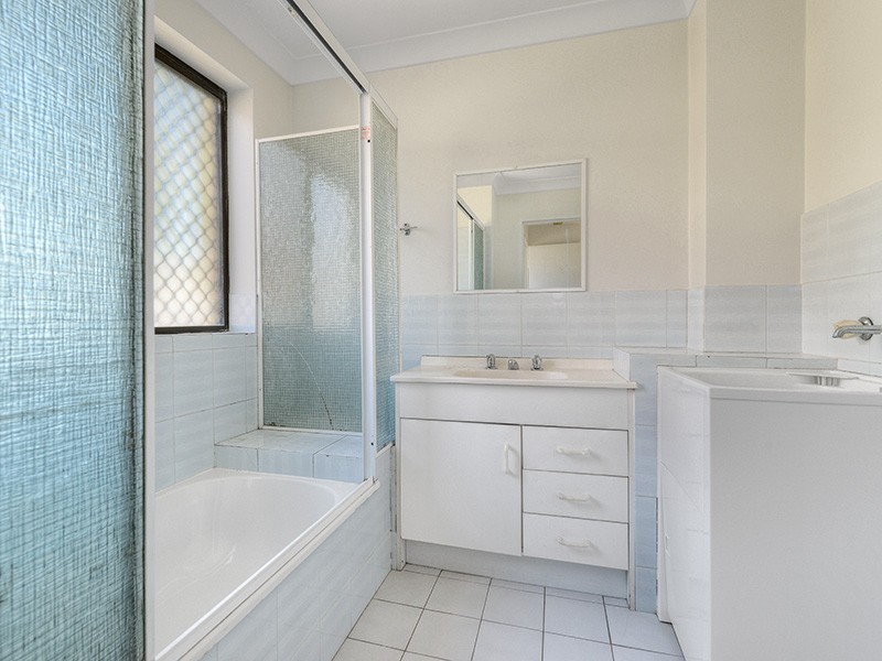 1/48 Swan Street, Gordon Park QLD 4031