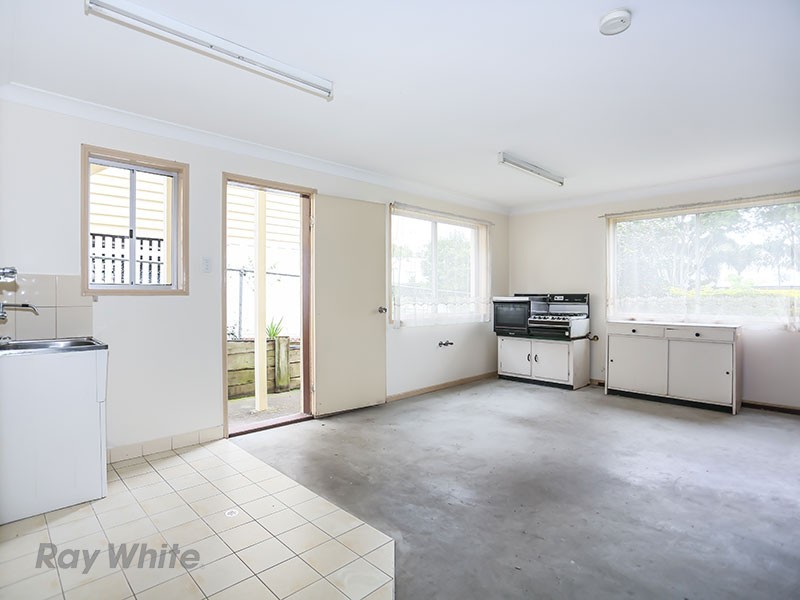 29 Stirling Street, Gordon Park QLD 4031