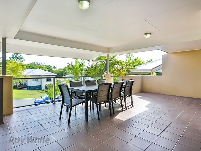 8/15 Rhodes Street, Stafford QLD 4053