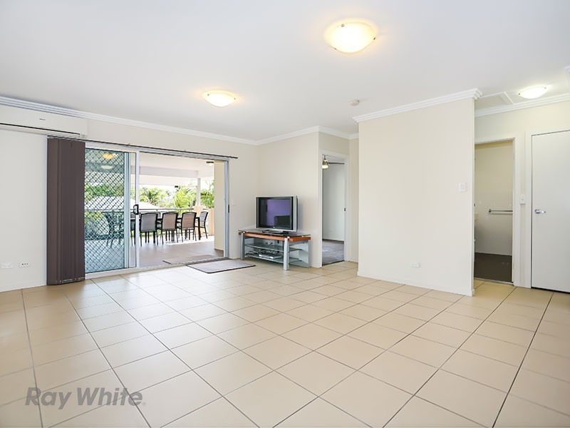 8/15 Rhodes Street, Stafford QLD 4053