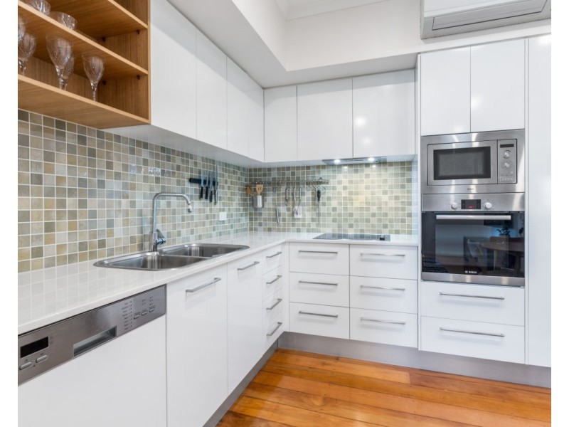 18 Ramsay Street, Kedron QLD 4031